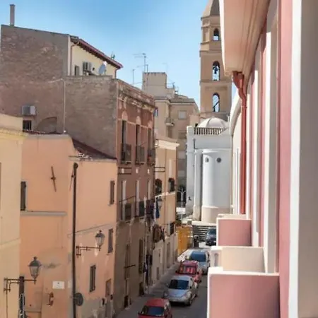 Karel * Cagliari